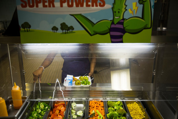 vinyl-banners-and-salad-bar