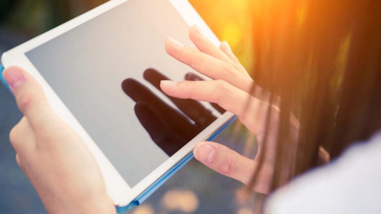 How to Reduce Stress in the Age of Technology
